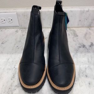 Women’s Dakota Booties - Water Resistant Black Leather - Tom’s